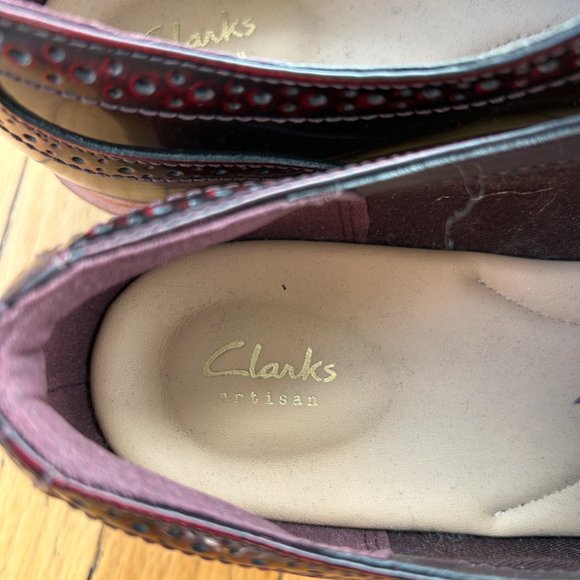 Clarks Womens Brogues - Picture 2 of 3
